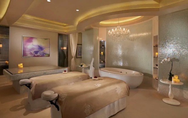 Authorised Investment Fund ASX AIY Aenea Cosmetics Waldorf Astoria Dubai Palm Jumeirah skin care epigenetics luxury spa