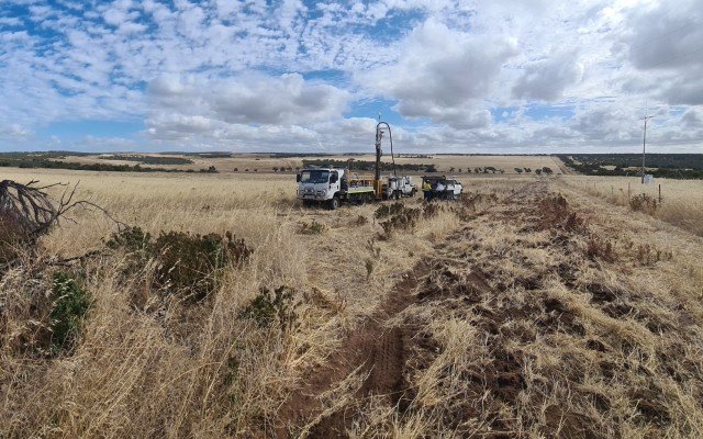 Heavy Minerals hits high-grade zones during maiden drilling at Port Gregory garnet project