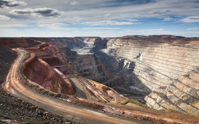 Kalgoorlie Super Pit mine gold Newmont Barrick Consolidated