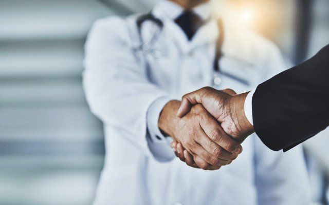 Duo of renowned specialists join Impression Healthcare, Incannex CBD oils on route