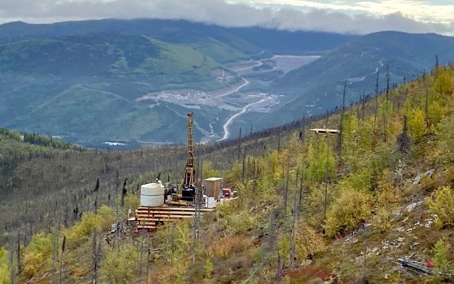 Resolution Minerals tops up cash reserves to fund exploration at Alaskan and Australian gold-copper projects