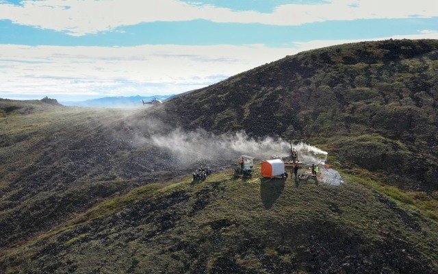Resolution Minerals intersects seven quartz veins in latest 64North drilling program