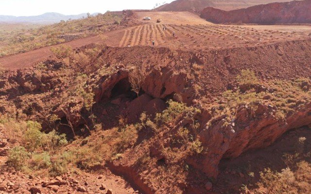Rio Tinto destroys ancient Aboriginal site as part of iron ore mine expansion